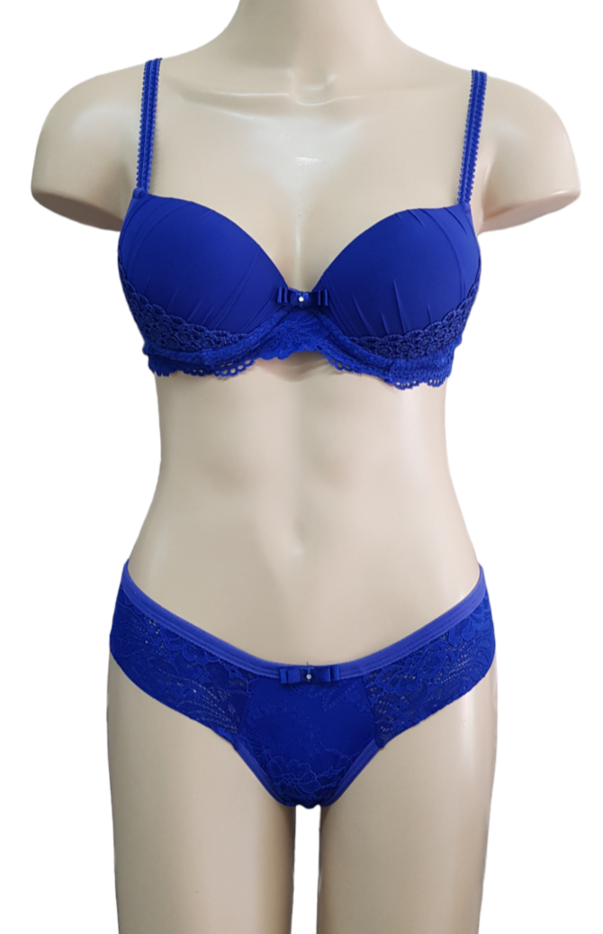 1210 CONJUNTO COM RENDA TULE E GUIPPIR